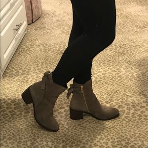 Ugg fraise whip boots